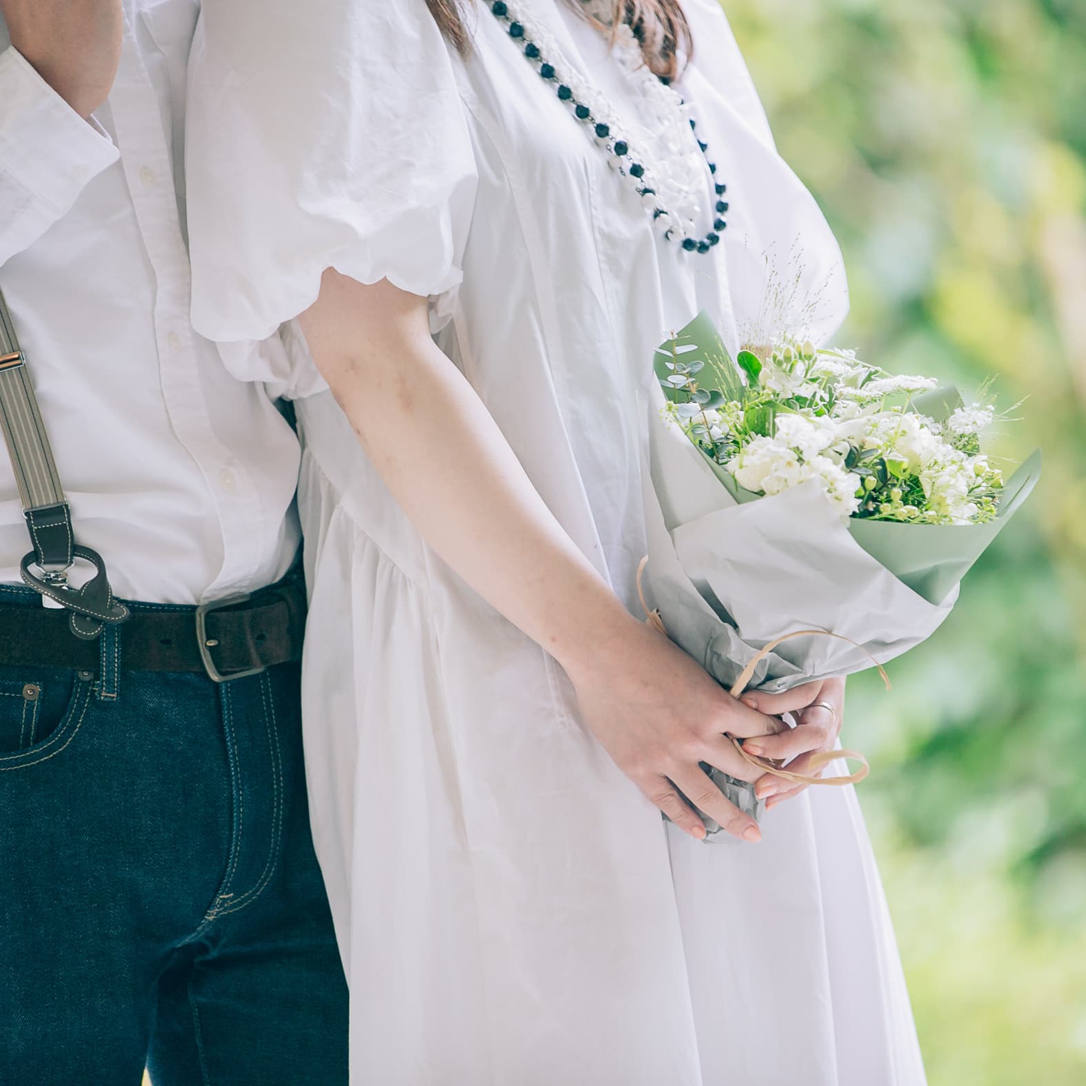 女性を支える男性